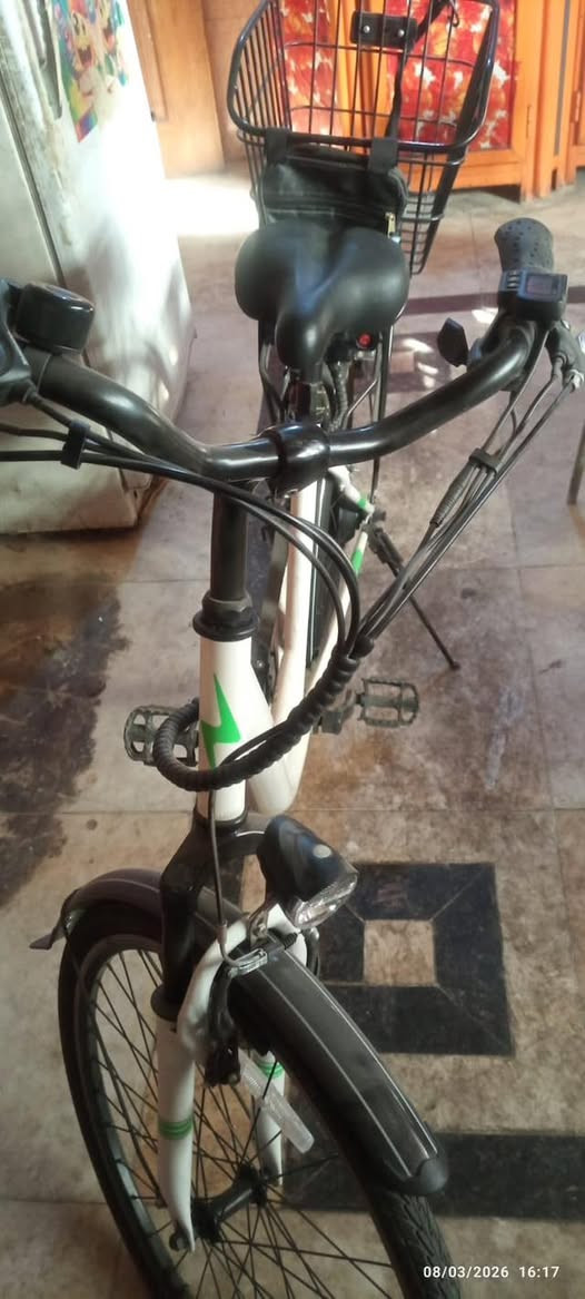 يالله الله مصلي على محمد وال محمد 
بايسكل حجم 26 شحن اصلي اصلي 
نوع البطاريه لثيوم مشي خير من الله اصلي 100/100 
ستعمال قليل سعر 350 وبيه مجال بسيط


**إذا كنت صاحب هذا الإعلان وتريد حذفه لأي سبب، رجاءا أرسل رسالة إلى الدعم الفني**