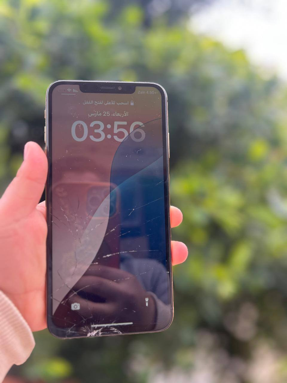 السلام عليكم… بيع نقد فقط
ايفون XR للبيع او مراوس… .نظافه فول.  تك خط
الجهاز مبدل باتري فقط.    فيس ايدي شغال كلو شرط
الذاكرة/64.      باتري /100% 
السعر/175 وبي مجال سعر جدا مناسب 
***********
