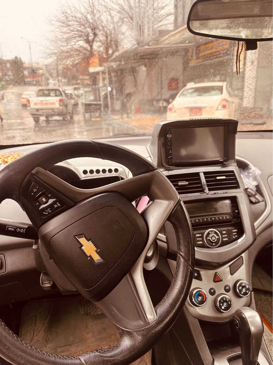 شۆفرلێت سۆنیک ٢٠١٣ براوە✅ دوبەی  
سەیارەکە ماڵی دۆستە چرکەی تیا نیە✅ 
گەرمی. تەبرید. کوشن هیتەر گێر ئۆتۆماتیک مەکینە گێر کارەبای بەشەرت. نوقسانی تیا نیە. ٤ بستۆن ✅ 43 مەجالێکی برایانە السليمانية, العراق


**إذا كنت صاحب هذا الإعلان وتريد حذفه لأي سبب، رجاءا أرسل رسالة إلى الدعم الفني**