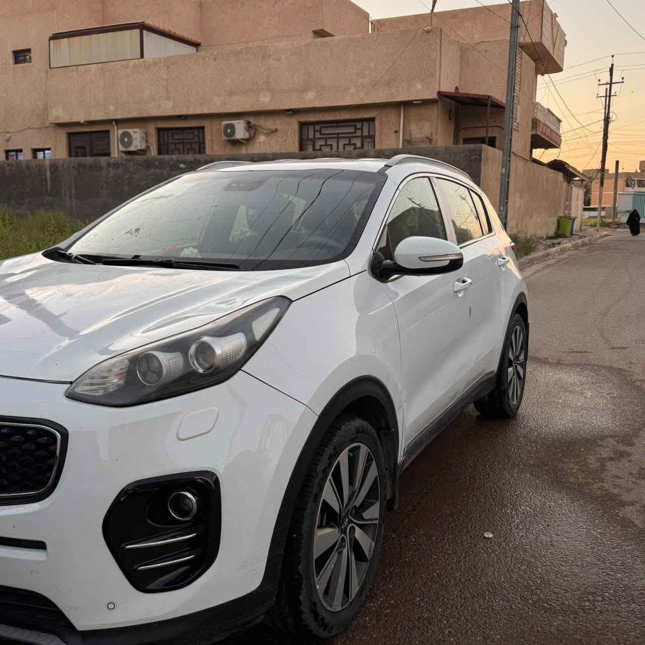 السلام عليكم ورحمه الله 
كيا سبورتج خليجي السياره موديل 2019 ماشيه 107
رقم بغداد 

المواصفات

محرك 2000 دوش 
داخل بيجي

بصمه 

كشنات الاماميه  كهرباء 

داخل جلد 

شاشه

كامره خلفيه 

شحن لاسلكي

حساسات امامي خلفي 

سايد بريك دكمه 

اوتو هولد 

درايف مود وضع قياد

فول تحكم ستيرن 

داخل وخارج زينون  

تبريد قطعتين

بك لايت لد

مري شفط + اشاره 

كشافات زينون 

ترحيب عند الاقتراب

اريل انفكيشن 

وبعد بيها مواصفات
بيها قطعه فقط البنيد مصبوغ
والسونار مرفق بلصور

الاستفسار *********** بي واتساب
***********
*********** بي واتساب

مكاني بغداد 
سعرها 180 وبيها مجال حك الجيه
