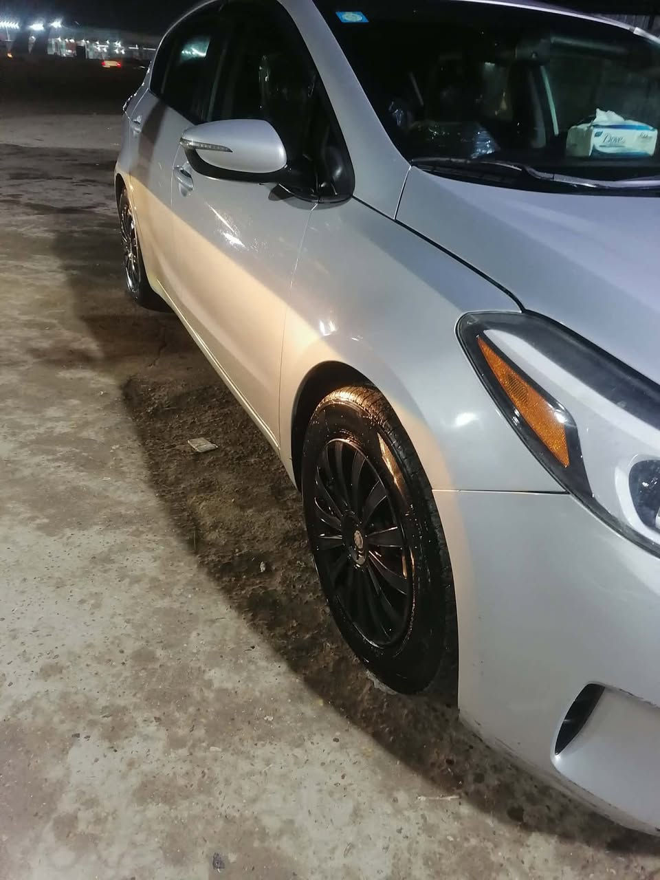 السلام عليكم اخوان فورتي 2017 وارد امريكي كلين بدون حادث نص مواصفات رقم بغداد الانكليزي السعر 105 وبيهه مجال رقمي ***********عنواني بغداد كويريش وره علوه الرشيد
