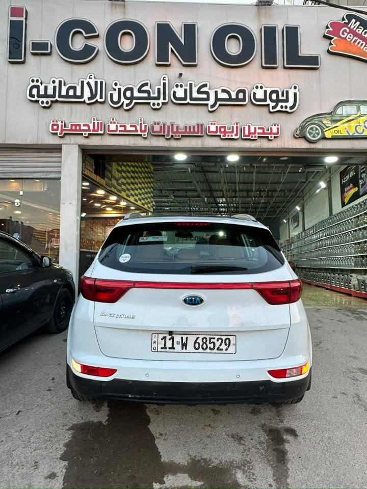 كيا سبورتج 2017 خليجي 

سياره كلش نضيفة 
محرك 2000 DOCH 

بدون صبغ ✅
فول مواصفات 
فتحة بانوراما
كشنات جلد
كشنات كهرباء 
سياره كامله بأسمي رقم بغداد 
ماشيه 128 الف 

السعر 182$ 💰
مكاني زعفرانية / اربع شوارع 
***********
