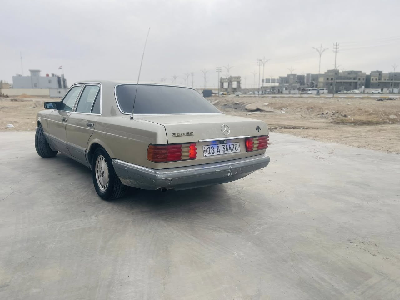 سلام عليكم مارسدس جامبو مديل 88
مكينه كير تبريد كفاله 

حداديه وتخم تاير جدد 

رقم بابل نكليزي سنويه ل 30 مداور ثاني يوم 

صبغ جماليه مكاني كربلاء 

سعر 63 وبيه مجال 

‭0774 914 9515‬
