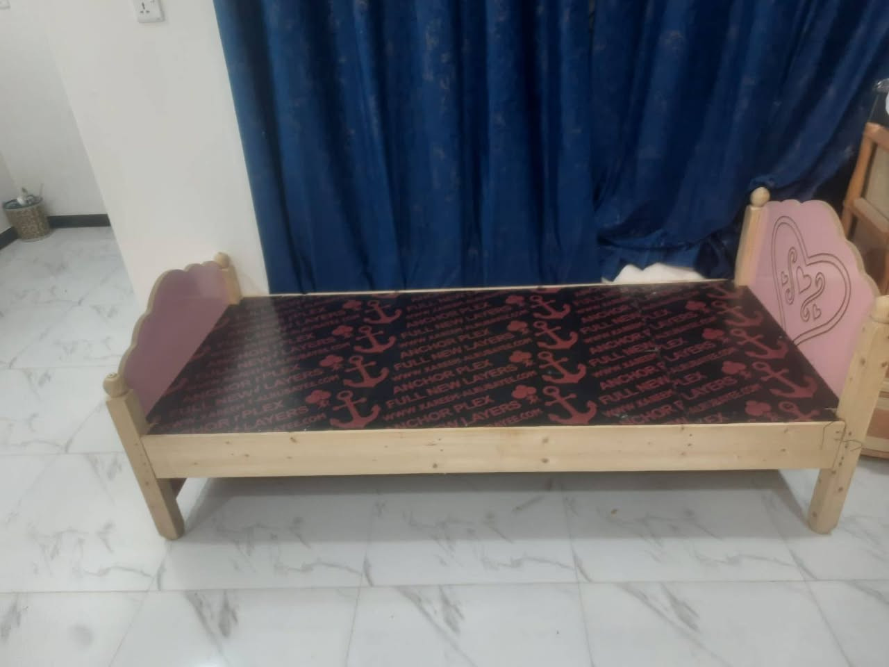 سلام وعليكم  من رخصت لدمه قلوله لبيع نظيفه كلش رايده ٧٥ وبيه مجال علوان فلوجه  *********** ***********
