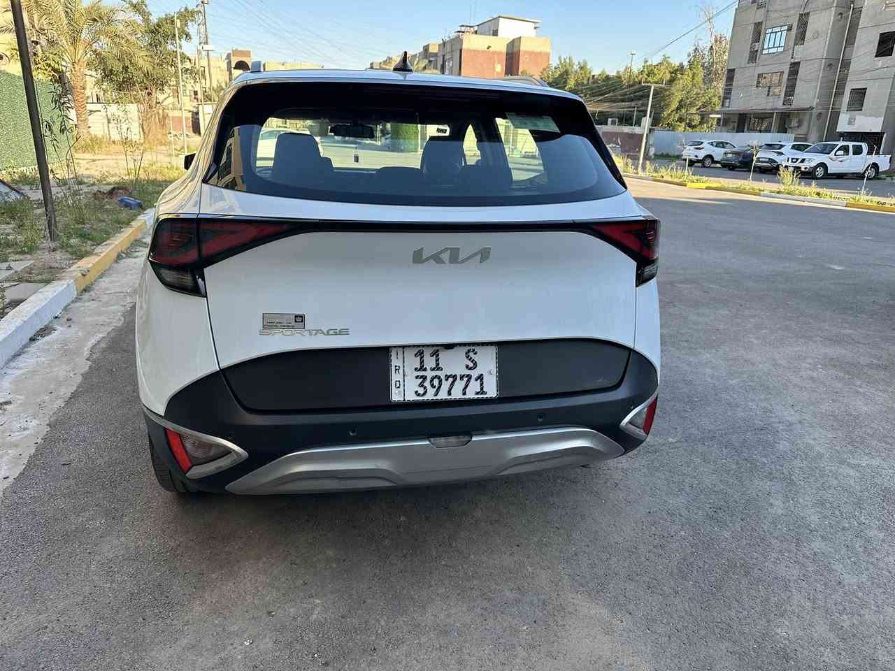 سبوتج 2023خليجية ماشية 27الف
شركة الدولية 
بصمة مري شفط 
دخول ترحيب
شفتات
كشنات مخمل 
رقم بغداد دولي جديد
مواصفاتالسيارة نص فول تشغيل عن بعد 
محرك 2000
مكان سيارة بغداد
اوتو هوالد 3انضمة قيادة
بيها صبغ ربع الجاملغ بدون دواخل  وبارد شي قليل 
السيارة جديدة بدون اي نقص 
السعر 208وبيها مجال بسيط 
للاستفسار اتصل وتدلل 
***********
