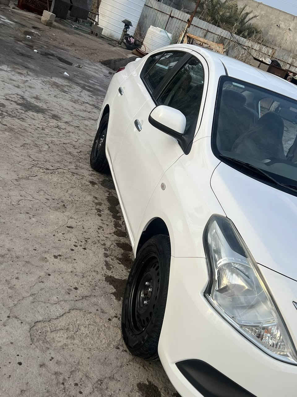 السلام عليكم نيسان سني ٢٠٢٣ بليته زركه مكينه كيير تبريد حداده كفاله ماشيه ٢٦ الف السعر ١٢٤ وبيه مجال قليل مكاني البصره الجنينه رقم الهاتف ***********
