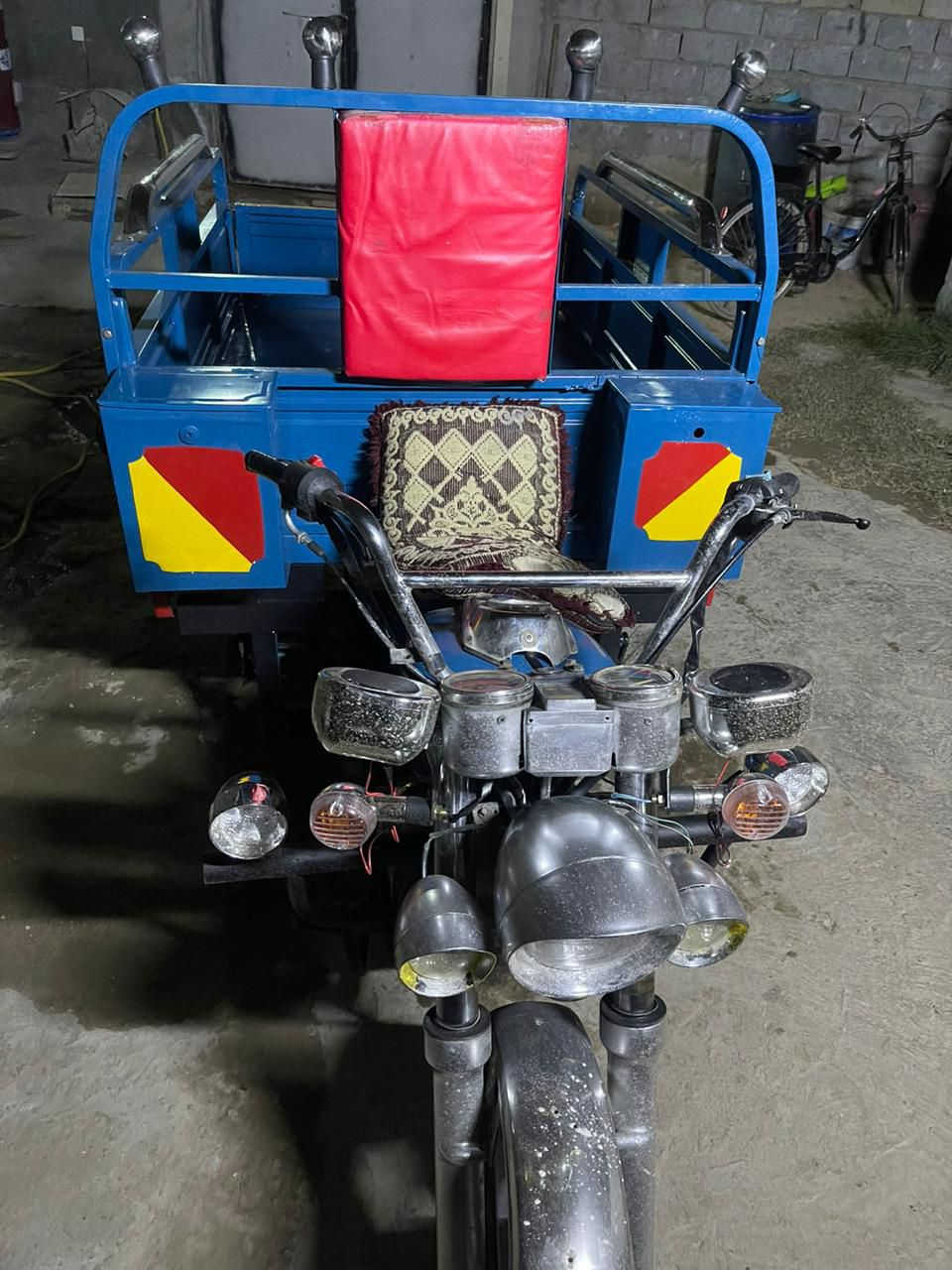 سلام عليكم ستوتاه البيع مديل 21 محرك 22 مكفوله كفاله عام من ركبه من اوراق من شاصي كهربأيات كلهه شغاله مكاني بابل الحمزه الغربي السعر 1700 وبيهه مجال الشراي رقم التصال *********** متواجد وتساب
