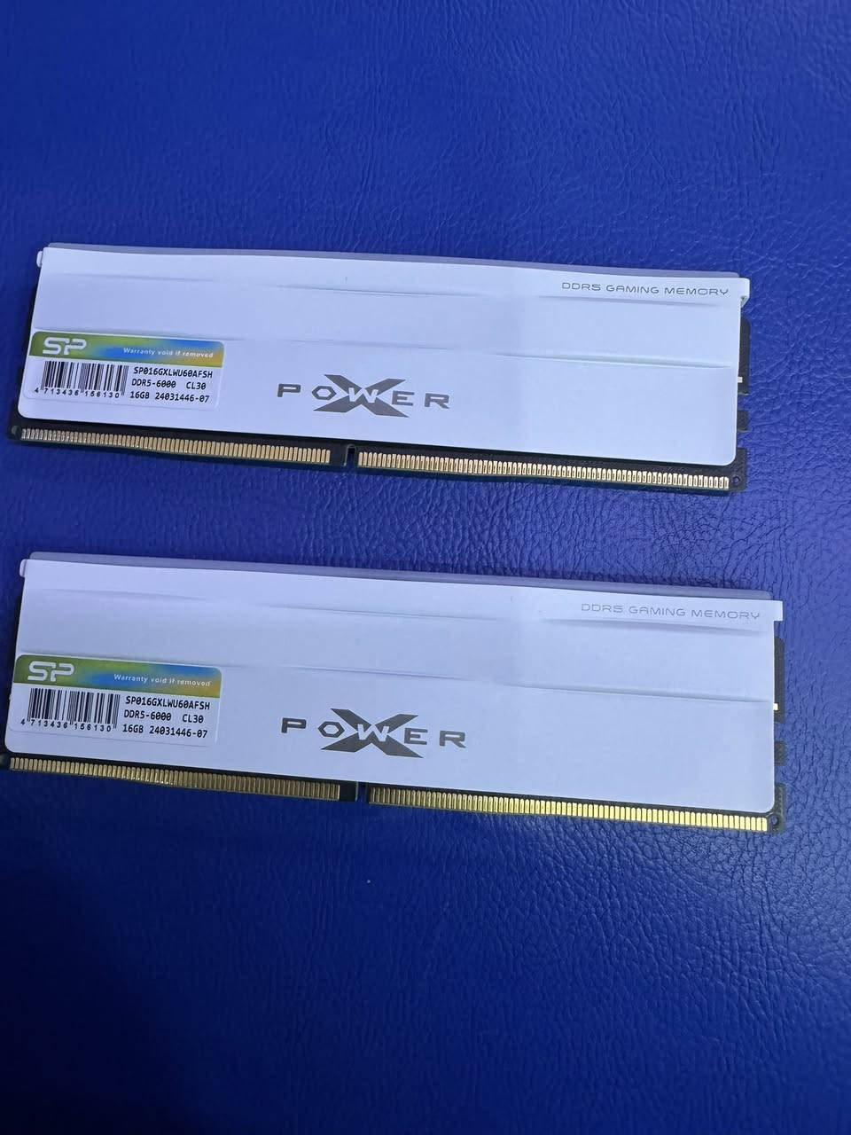 سلام عليكم
رامات زوج ddr 5 ذاكره 32 بسرعه تردد 6000
استخدام شهرين 
للبيع السعر 550
كربلاء


**إذا كنت صاحب هذا الإعلان وتريد حذفه لأي سبب، رجاءا أرسل رسالة إلى الدعم الفني**