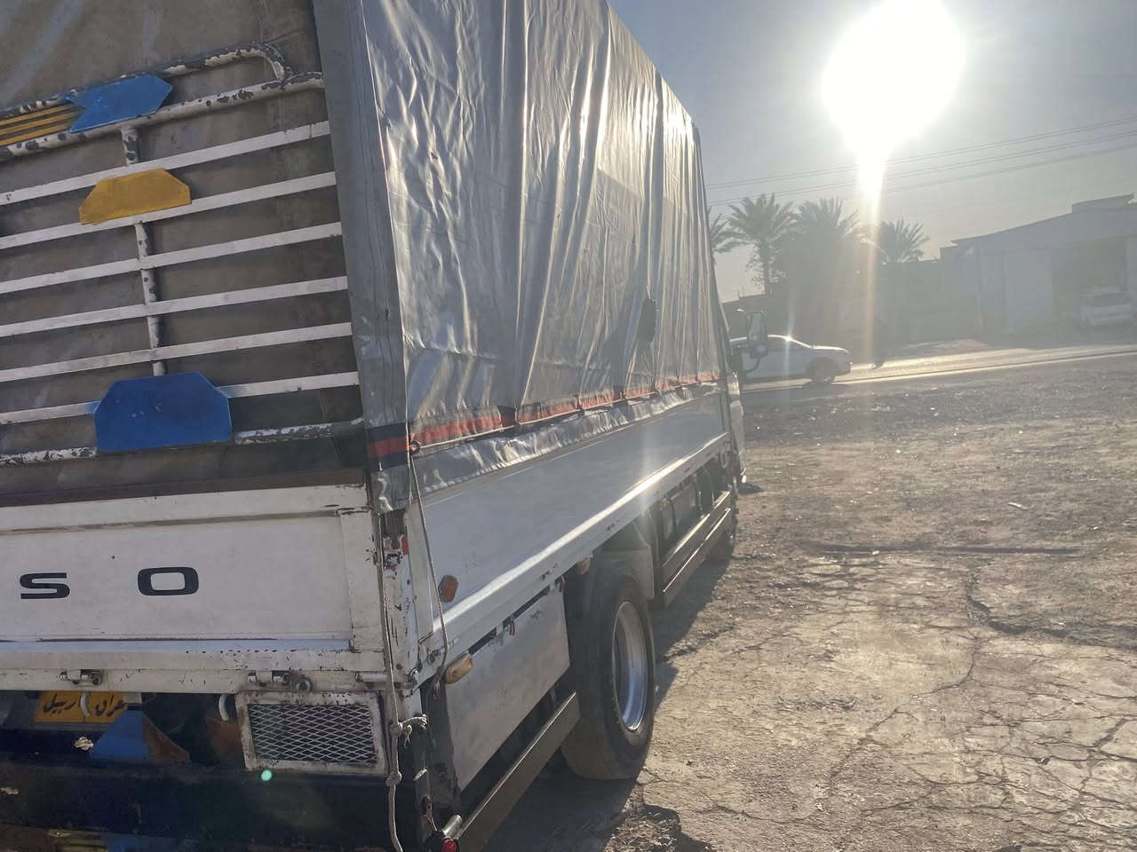 السلام عليكم من رخصت المشرف كنتر ٢٠١٦ رقم اربيل للبيع السعر ٢٢٠ رقم الموبيل *********** السياره مابيه صبغ وجاهزه للشغل
