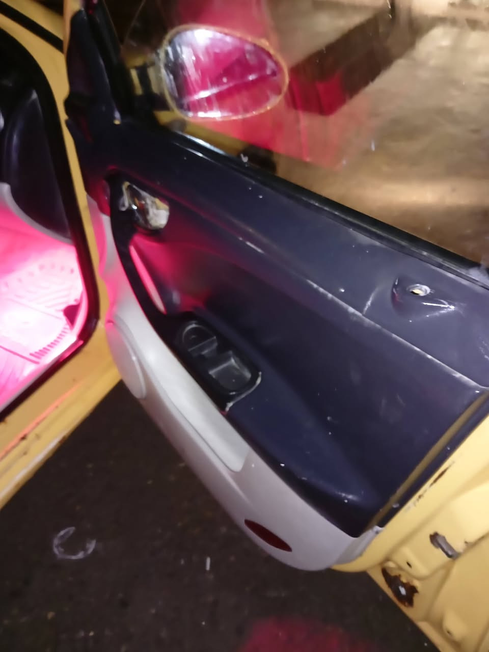 السلام عليكم  جاك سار  للبيع مكينه وكير جدد حداديه جديده طخم تاير جديد كهربائيات شغاله دواخل جدد السعر 7 وبيهاا مجال ناصريه سوق الشيوخ ***********
