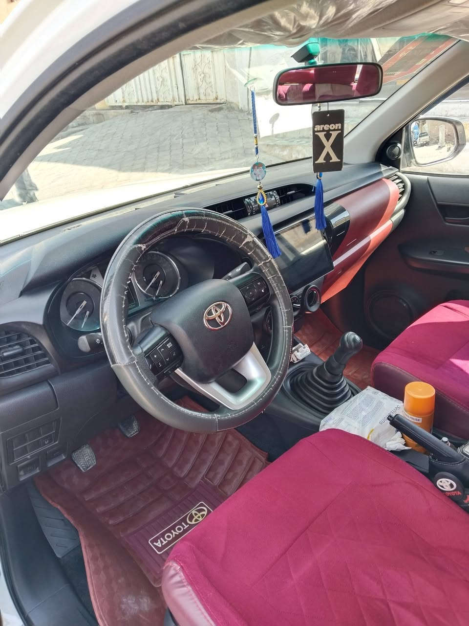 السلام عليكم بيكم فلاونزه للبيع موديل24 كير عادي سياره كفاله عامه رقم سياره اربيل 
سياره جديده احله من الصور مكاني على طريق سفوان

السعر 248وبيه مجال رقم الهاتف ***********
