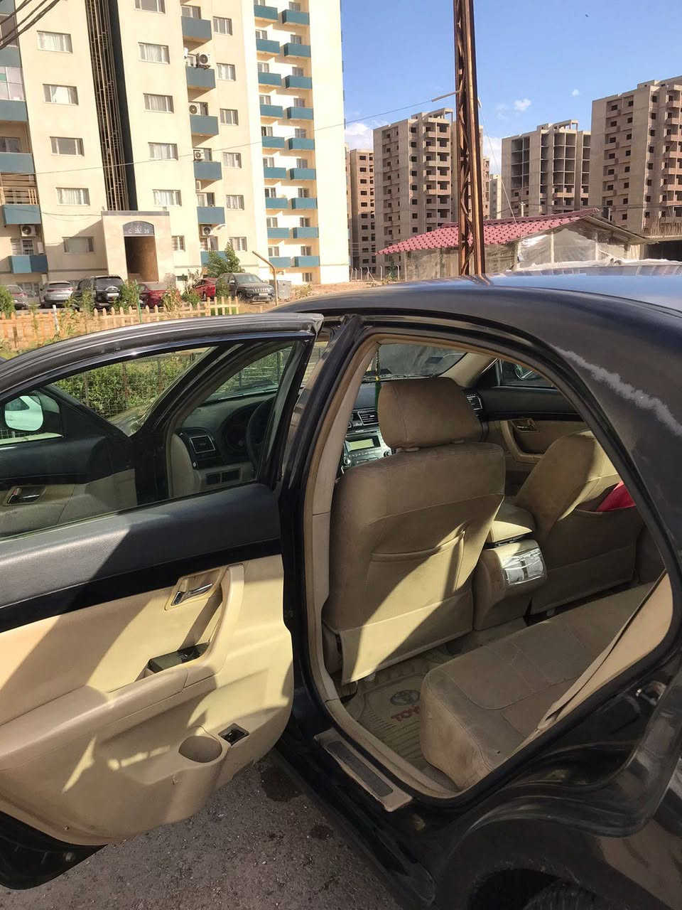 امكراند c8
رقم 📱 انكليزي مثنى باسم والدي 
السياره كامله تبريد داخل جلد سلايت 
مكينه وكير كله بلاد 
الكشر شوفت عينك كله بلاد بس جارده وبيها خياسات ينرادلها تلكيط
السعر 58 ومكانها بغداد 
للاستفسار اكثر الاتصال علرقم متواجد واتس اب ***********
