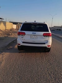 محرك مكسور • ٣٦٠٠ • ٢٠١٧