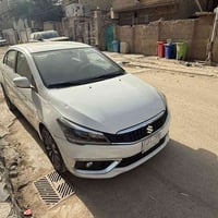 سازوكي سياز   موديل 2023 رقم بغداد با اسمي  السياره عليها قسط استقطاع ...