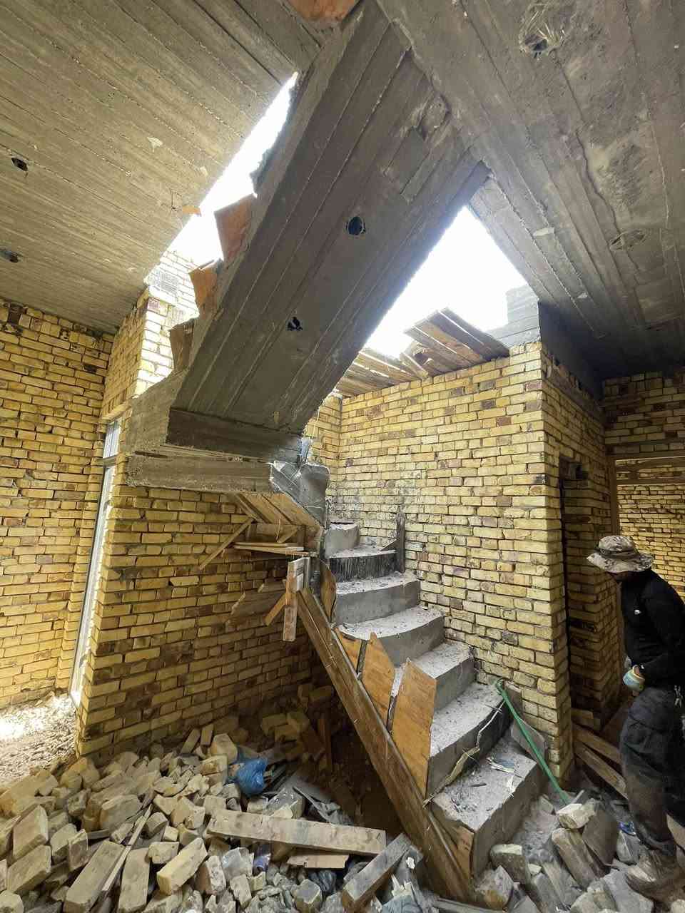 السلام عليكم قالب نجارة متفرغ للعمل حالياً شغل نظيف درجة أولى رقم الهاتف ***********
