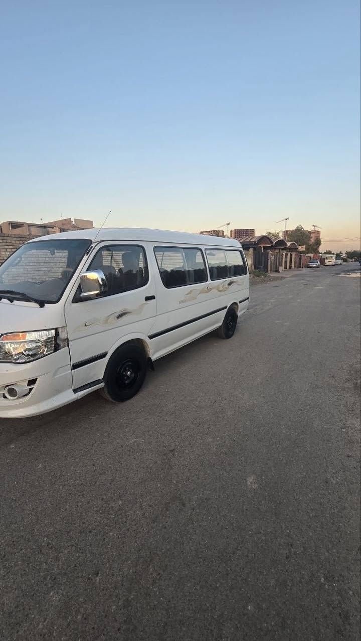سلام عليكم سيارة فتون ١٥ السيارة جديدة اوخير من اللة بيھة بارد فوك الذيل البل طويلة او بلذيل فقط السعر٨٠ اوبيھة مجال للستفسار الرقم *********** بغداد البلديات
