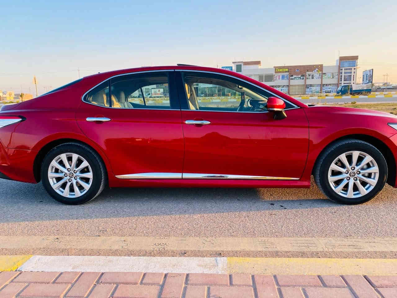 بسم الله يا الله
كامري للبيع

وارد خليجي 

موديل 2020 

رقم بغداد تحويل مباشر

محرك 2500. لا تبخير ولا تنقيص شرط

مواصفات فول الفول للاخير

مكفوله كفاله عامه من صبغ والبارد والرصعه شرط والك الفحص والسونار مرفق مع الصور

محرك كير ع شركه سبانه ممدوه عليهن والك الفحص

سياره جديده بمعني الكلمه كله ع وضع الشركه

المسافه المقطوعه 100 الف

مكان السياره الرمادي

السعر 205 وبيه مجال ✋

الشراي يتصل وبلخدمه

رقم الهاتف ***********. ابو وليد 

***********
