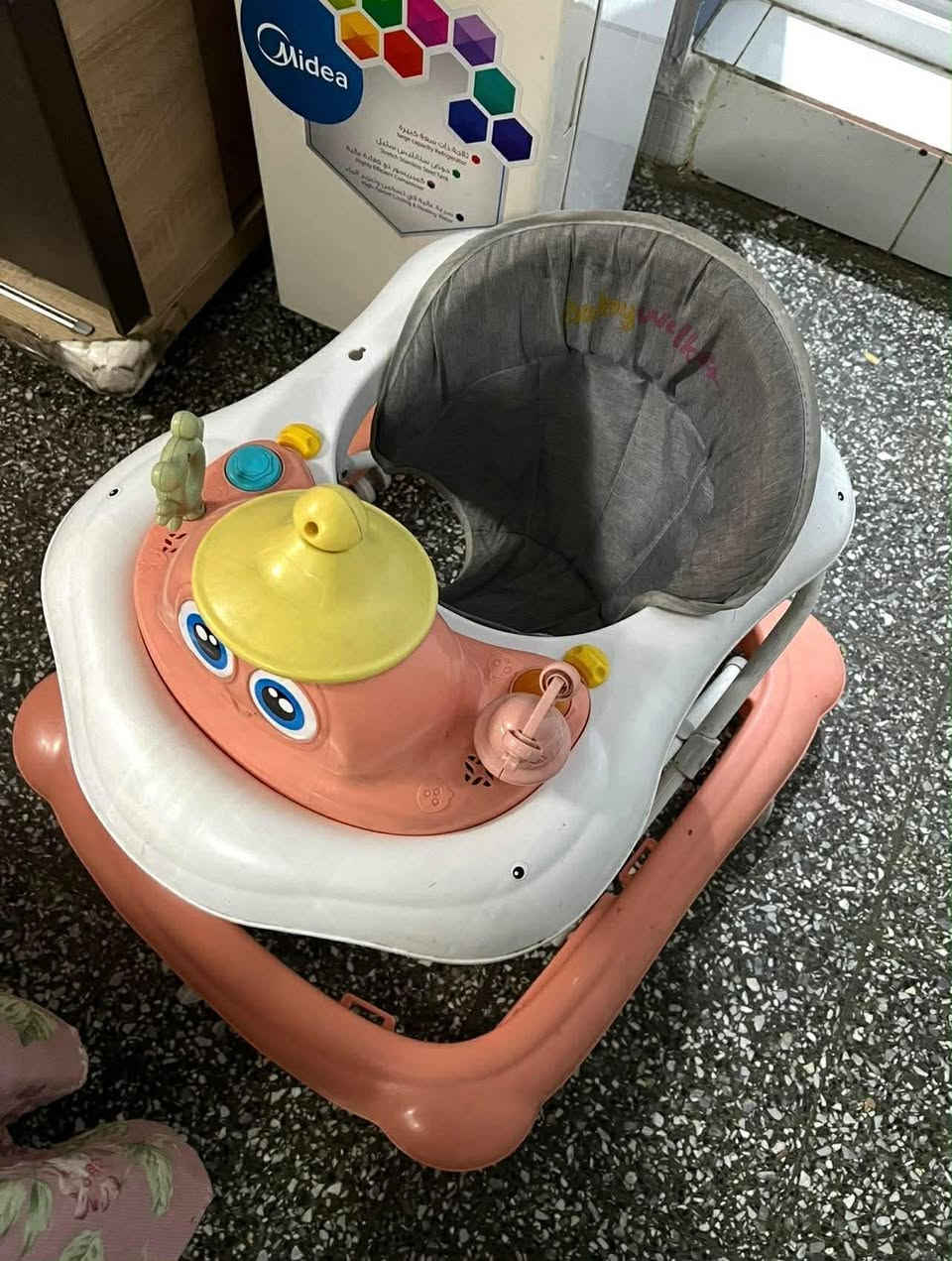 جميع الاغراض
الحاجه ب ١٥
استخدام قليل


**إذا كنت صاحب هذا الإعلان وتريد حذفه لأي سبب، رجاءا أرسل رسالة إلى الدعم الفني**