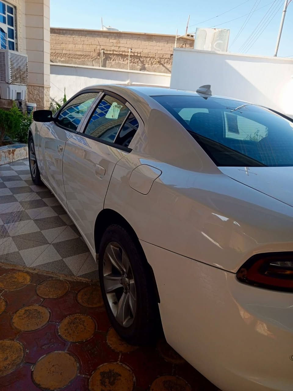 السلام عليكم 
يسرنا في معرض التساهل أن نضع بين أيديكم سيارة مميزة بانتظار صاحب النصيب:
🚗 دودج جارجر (SXT) - موديل 2018
⚪ اللون: أبيض أنيق.
🔢 الرقم: أنبار (نـكـلـيـزي).
🔄 التحويل: ثاني يوم
💰 السعر: 185 ورقة.
📍 مكان السيارة: الأنبار - القائم. الكرابله
🛠️ ملاحظة فنية:
السيارة بحالة ممتازة ومضمونة؛
 المحرك، الكير، 
والبدي (شرط الفحص)، 
جاهزة للاستخدام المباشر دون الحاجة لأي مصاريف إضافية. نحن في معرض التساهل نختار لكم الأفضل دائماً.
معرض التساهل
.. العنوان العريق لسيارتك القادمة
نحن هنا لنقدم لكم أفضل العروض اليومية للسيارات (الجديدة والمستعملة) بأسعار تنافسية ومصداقية تامة في البيع والشراء والمراوس.
لماذا تختار معرض التساهل؟
✅ تنوع الخيارات: ماركات وموديلات تلبي كافة احتياجاتكم.
✅ المصداقية: فحص دقيق ومعاملة شفافة تضمن حقك.
✅ تحديث مستمر: عروض يومية متجددة تناسب ميزانيتكم.
📍 موقعنا:
الأنبار - القائم - الكرابلة (مقابل جامع قبة الصخرة).
🕒 أوقات العمل:
نستقبلكم يومياً من الساعة 8:00 صباحاً وحتى 8:00 مساءً.
📞 لإدارة المعرض والاستفسارات:
👤 أبو محمد: ***********
👤 أبو إيناس: ***********
👤 أبو سلطان: ***********
