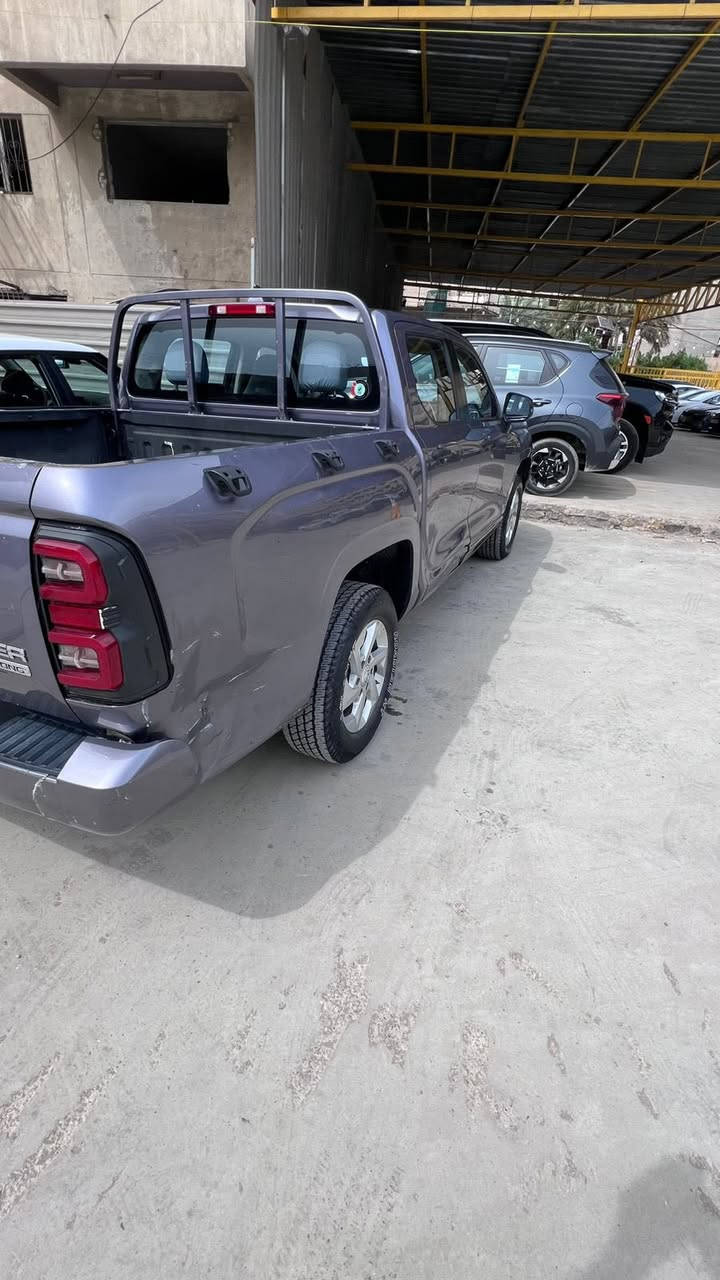 السلام عليكم
بور موديل 2023 
السياره كير عادي 6
ماشيه ١٠٦
شاشة كامره 
تحكمات استريت
كاربلي
السيارة حلوه ومرتبة 
السعر ٨٥وبيه مجال بسيط

0781 724 9022
الموقع بغداد
