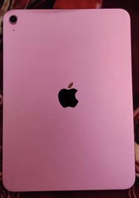 ايباد ١١ • ١٢٨ • وردي