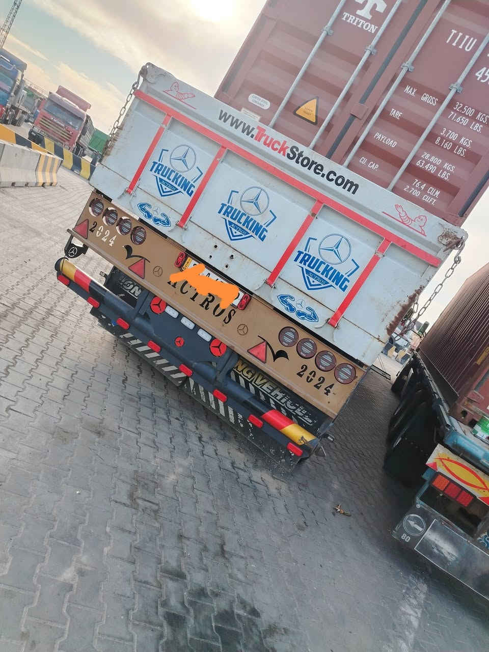 سلام عليكم 
عربانه تركيه شاصي 16 مكفول من الفطر 
طول لعربانه 13
تايرات نص عمر
دناكير تركي
سعرهه 130 وبيهه مجال
***********
