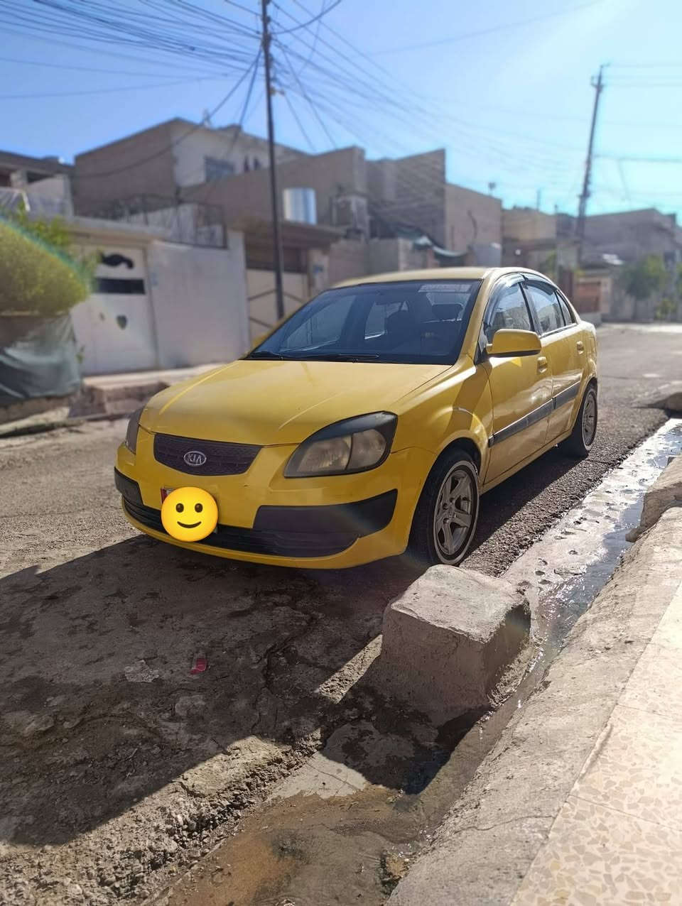 🚘كيا ريو وارد اميركي
🖐⬅️موديل2008
🖐⬅️رقم ديالى  
🖐⬅️هيئه وغرمات صفر 0️⃣ 
🖐⬅️محرك وكير شرط 
✋🏻⬅️بيها كأبون بانزين ⛽️
🖐⬅️شرط التحويل او وكالة من الشرعي
🖐⬅️السعر 77بيها مجال 
🚦تعال وتدلل 
العنوان الموصل الايسر 
للاتصال *********** اسيا
*********** كورك
