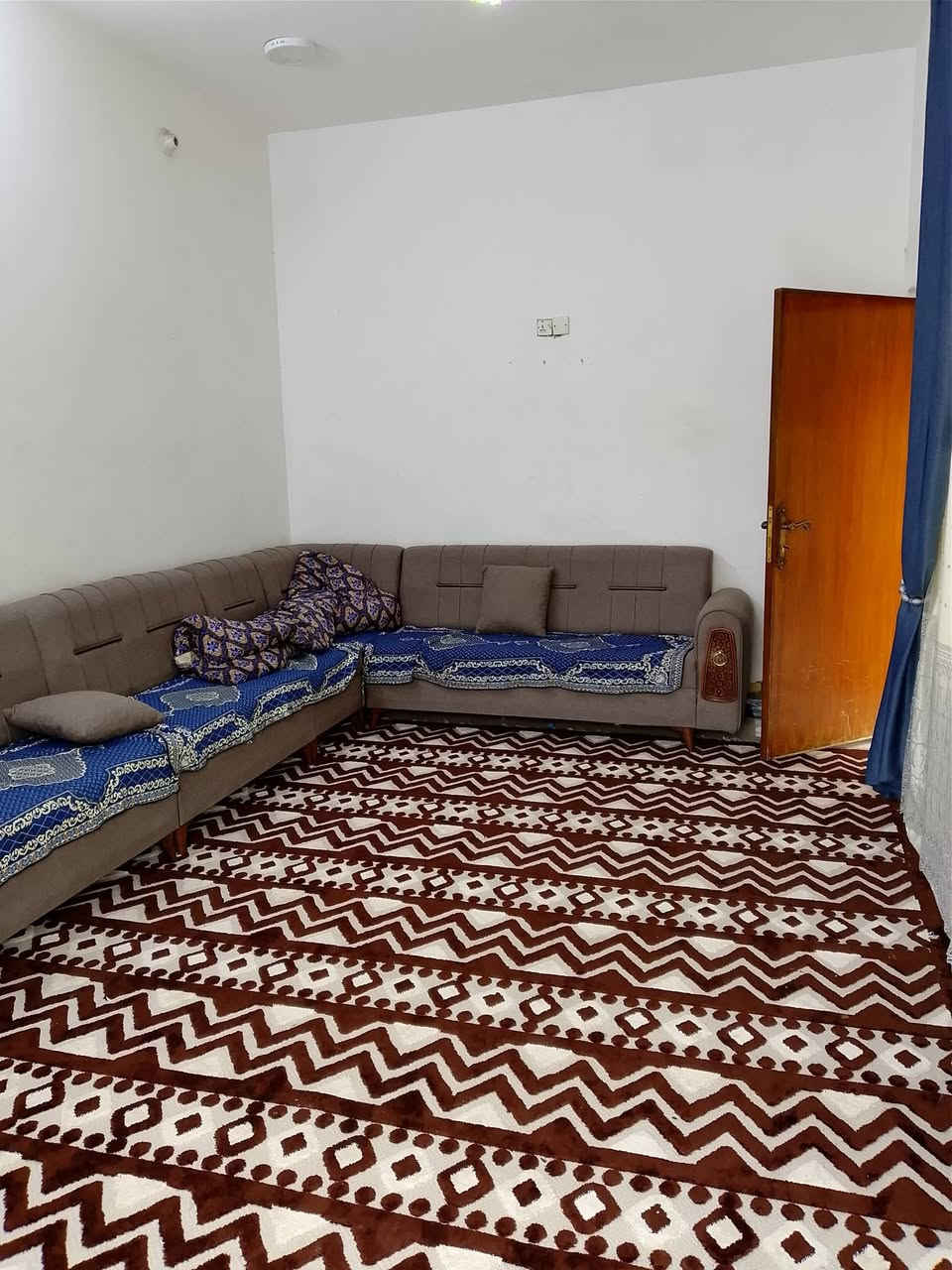 بيت للبيع زراعي مساحة 110
حي الجامعة نهاية شارع عشرين خلف أسواق ابو احمد استفسار ***********
