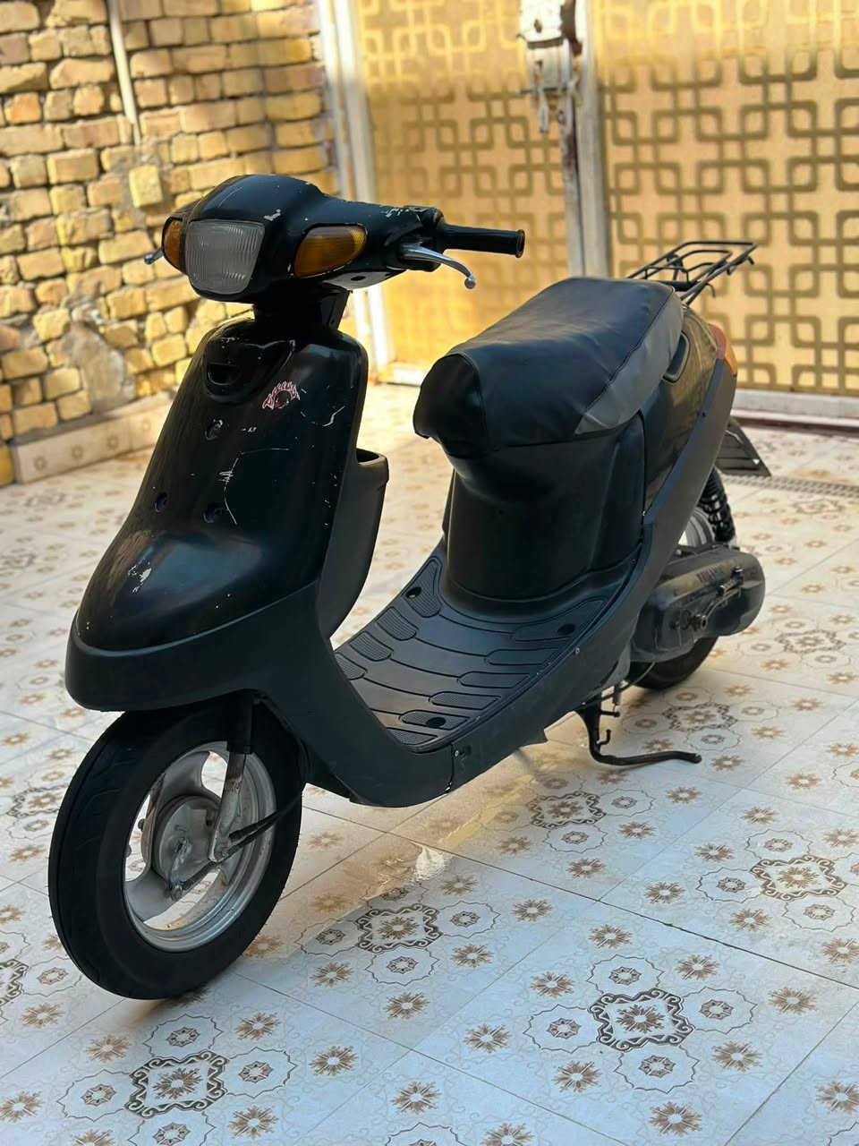السلام عليكم دراجه بطة مفتوحه شلعه معدل سلف كهربائيات كله شغال بدون اوراق مكفوله من كلشي الدراجه ابيع كوم حديد سعر250 وبيهه مجال بسيط ***********
