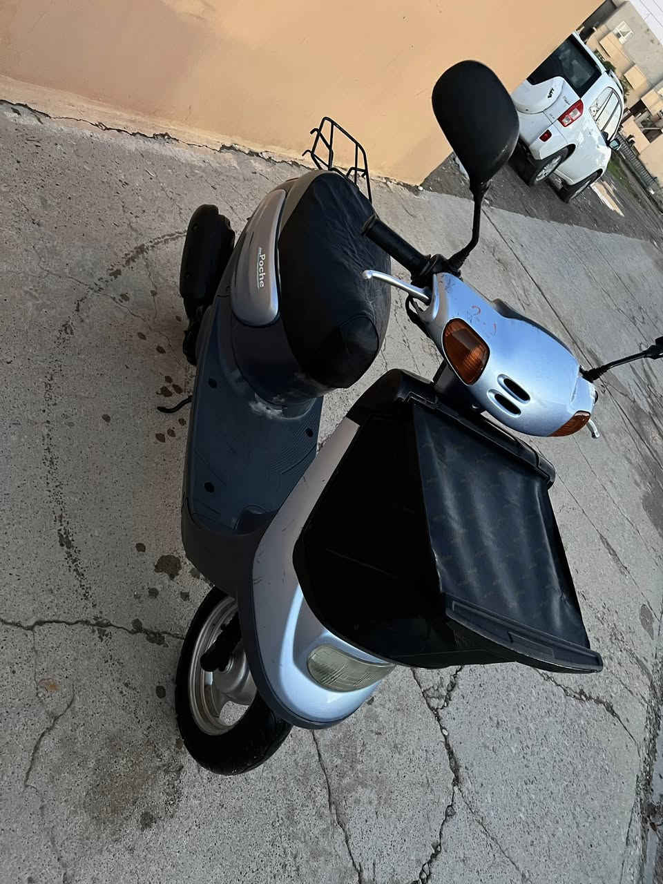 ماطور نفخ للبيع محرك ما مفتوح شرط ما يعوزله شي كلشي شغال السعر 550 مكاني حمدانيه للتواصل خاص او اتصل ***********
