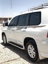 👋  لاندكروزر 2010 فول رقم بغداد 🚗🪐  السيارة جديده ويل حداديه ✅  تخم تا...