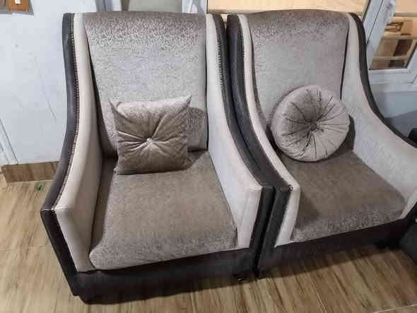 السلام عليكم تخم مستعمل نضيف تركي 10نفر رقم الهاتف***********
