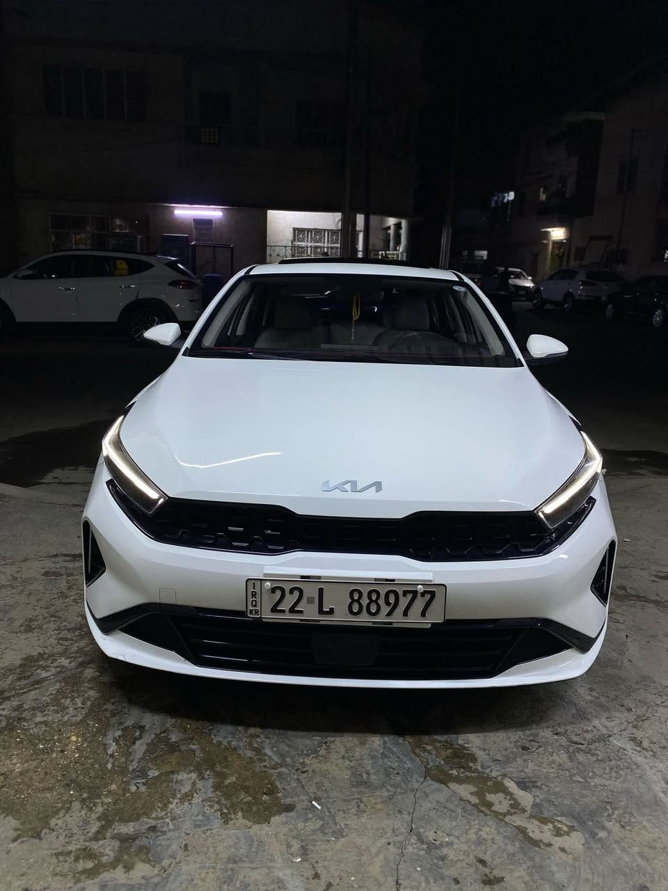 السلام عليكم
كيا كي ثري K3 موديل 2022 

الي تجي فول  مواصفات تحكم ستيرن كامل سلايد فتحة 

محرك 1500 دبل نوزل كير 8 نمر 

رقم اربيل مميز بأسمي تحويل مباشر

 ماشية 85 الف  

🔴المواصفات 

✅️فتحة

✅️شاشه كامرة 

✅️تبريد قطعتين + لمس

✅️تحكم ستيرن جهتين 

✅كروز ️مثبت سرعة 

✅️بصمه أبواب و بصمه تشغيل

✅️شاحن واير لس 

✅️شاحن تايب سي شحن سريع 

✅️كير طياره 

✅️يدات نيكل 

✅️شاشه بالكير

✅️لايت لد زينون 3 عدسات متحركة + الخلفي هم لد متصل 

✅ أشاير لكزس️ متحركة 

✅المري الجانبية بيها ️اشاير + هيترات 

✅️صندوك ذكي بصمة ( يفتح عند الاقتراب )

✅️كشنات جلد أبيض وليس أسود 

✅️سايد بريك بصمة

✅️أوتو هولد (auto hold)

✅️درايف مود 4 وضعيات
✅️(sport+eco+smart+comfort)
شاشة عداد دجتل 
وبيها بعد مواصفات 
⬅️ السياره بدون صبغ فقط الرصعات الي بل بنيد ورصعه خفيفه يم السلايد  

 للاتصال  ***********
بي واتساب  

السعر 133$ ورقة وبيها مجال شي بسيط

 📌 المكان بغداد  حي القاهره

