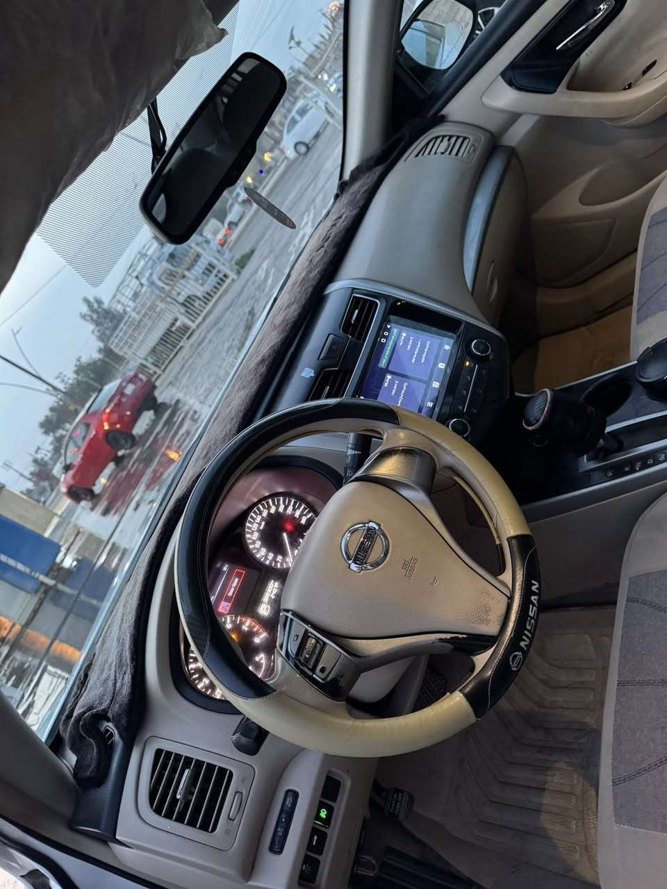 السلام عليكم .نيسان للبيع 2013 بيها  صبغ قطعه باب  وبارد بل جاملغ الامامي مكينه وكير مكفولات رقم سليمانيه  
مكانها ديالى المقداديه السعر 120وبيها  مجال قليل ***********
