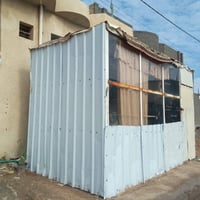كشك للبيع وبسعر 400 الف وقابل للتفاوض ( بي مجال) .. الطول 4م  العرض 2م...