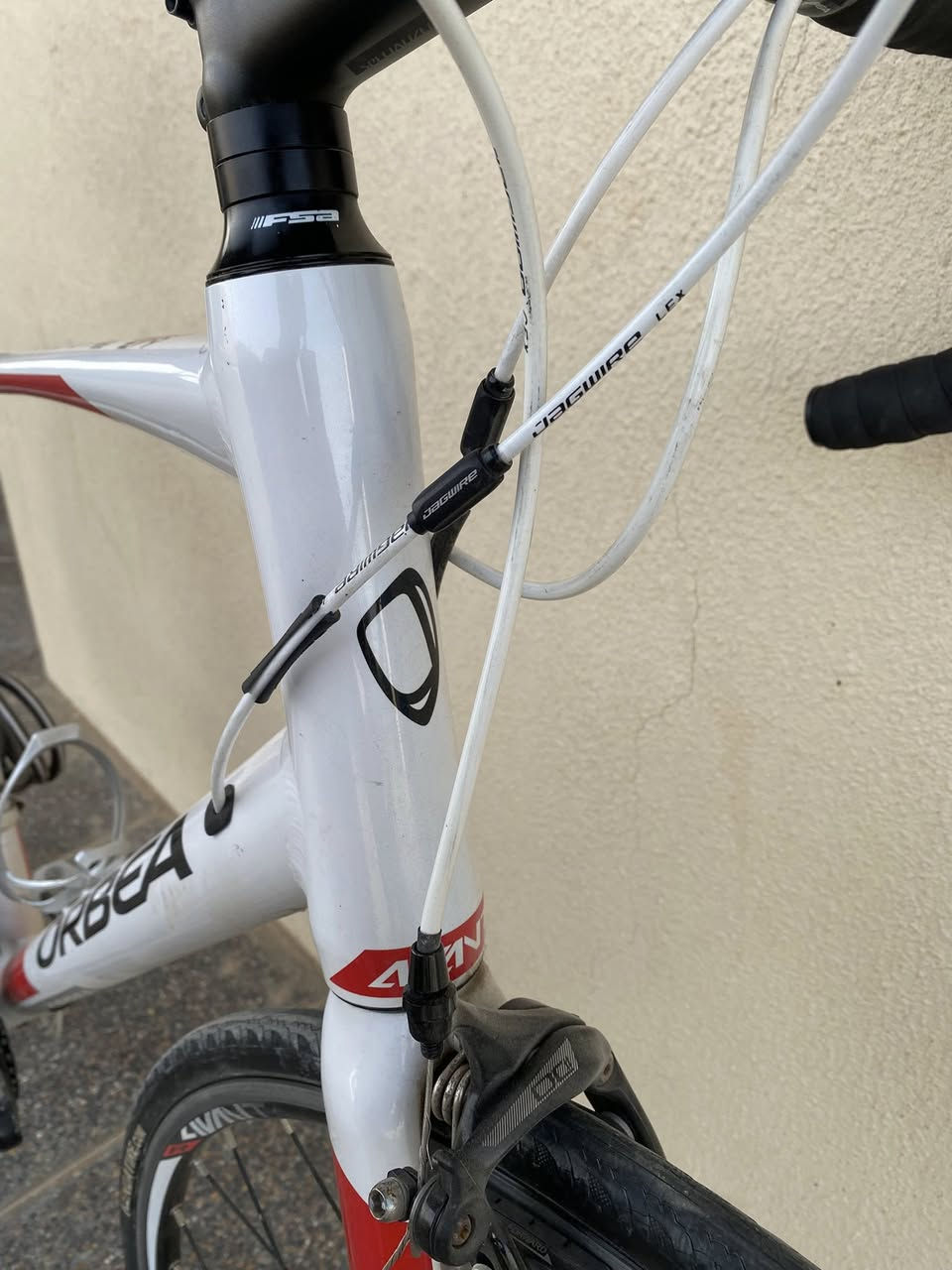 السلام عليكم
للبيع اوربيا اسباني موديل حديث وايرات دفن وبراكيت الدراجة كله بلاد ماعدا المدة سبشلايزد والكشن ايطالي كروب سورا ٩ في ٣ بطيخات كلارس مجمع ستيرن FSA وكمبيوتر كريفت حجم الدراجة 57 يعني L وستيرن عريض الدراجة حيل نظيفة اخت الزيرو على ايدي من الوكالة حتى لفاف الستيرن بعده مالتها أوربيا مكاني شارع فلسطين بغداد
***********
