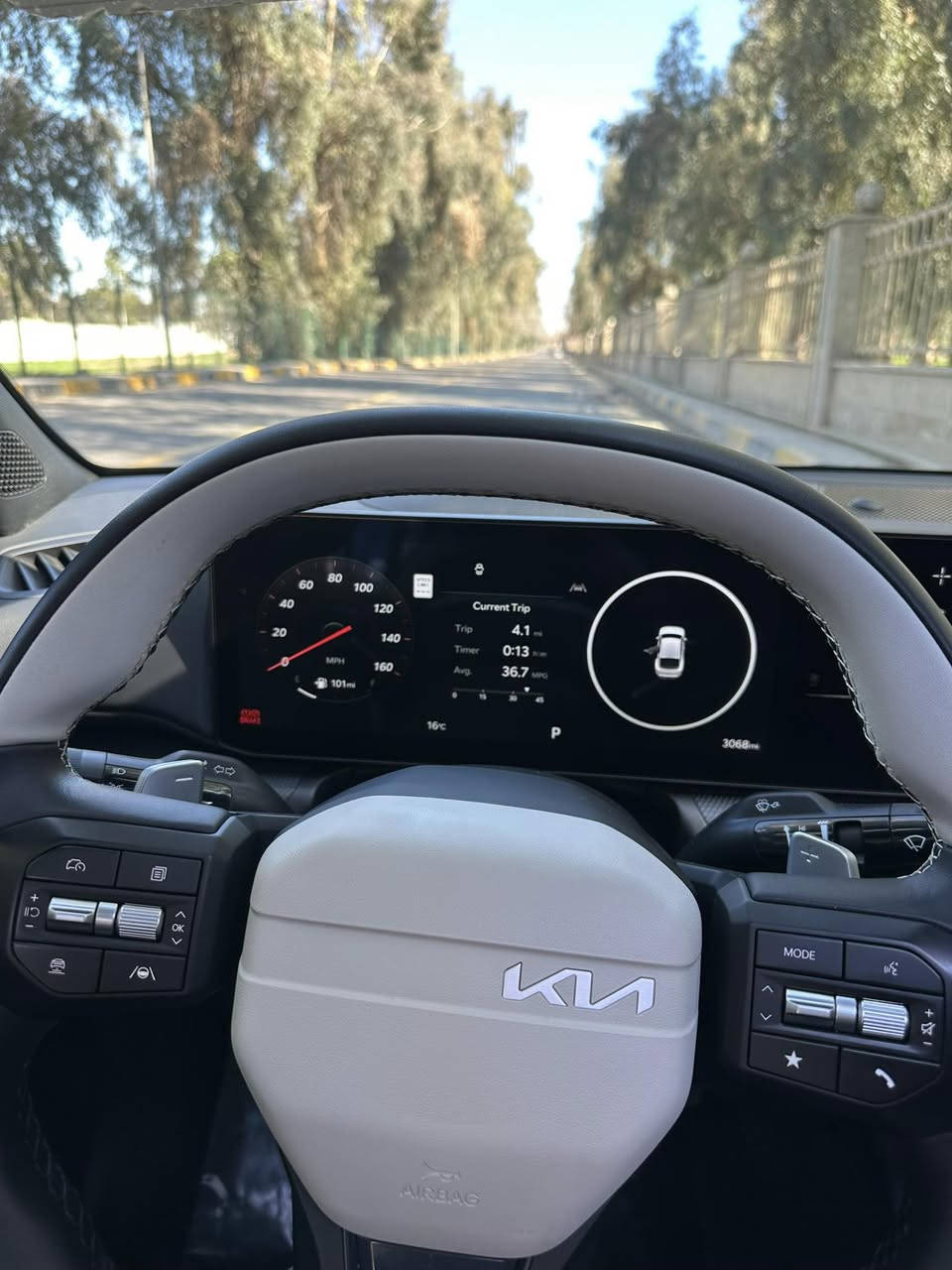 للبيع فقط 
كيا k4
فول مواصفات 
بنوراما  سلايت
كشنات جلد 
كشن تدفئه تبريد
كشن خزن
رادار ٣٦٠
كامره خلفيه
شاشه متصله 
فول تحكمات 
اوتو هولد توقف ذاتي 
مرايه قلاب 
كاربلي 
السياره ماشيه٣٠٠٠
اخت الزيرو
كامله من جميع الجهات مابيها اي نقص 
مكان السياره موصل
 
السياره كاتي اربيل فحص تترقم شمال فقط
السعر ١٩٥ وبيها مجال


**إذا كنت صاحب هذا الإعلان وتريد حذفه لأي سبب، رجاءا أرسل رسالة إلى الدعم الفني**