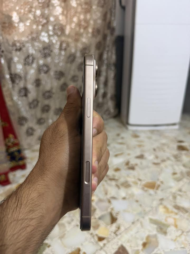 السلام عليكم
Iphone 6pro max 256GB

نظافة ‎%‎100

بطارية 93

باكيت وكيبل أصلي

مكفول من التصليح ومن أي خلل ومن أي ضربات

السعر مليون و350 وبية مجال 

مكاني كربلاء
***********

