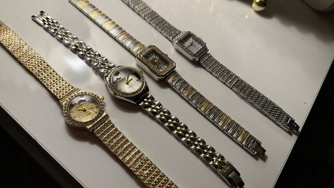 ✨ ساعات نسائية مميّزة ✨
كشخة عيدج خلّيها علينا 😉💖

⌚ ساعة مميّزة
💎 كوالتي عالي
👑 موديلات راقية
🎨 وألوان أنيقة ومميّزة 👌

🔥 سعر الساعة 12 ألف بعد التخفيض 🔥


**إذا كنت صاحب هذا الإعلان وتريد حذفه لأي سبب، رجاءا أرسل رسالة إلى الدعم الفني**