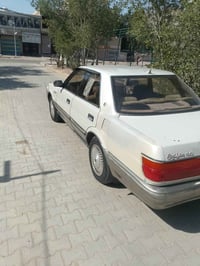 سياره للييع موديل 1990 سياره نظيفه بيها كلها شغال بس تبريد طفى عندي سع...