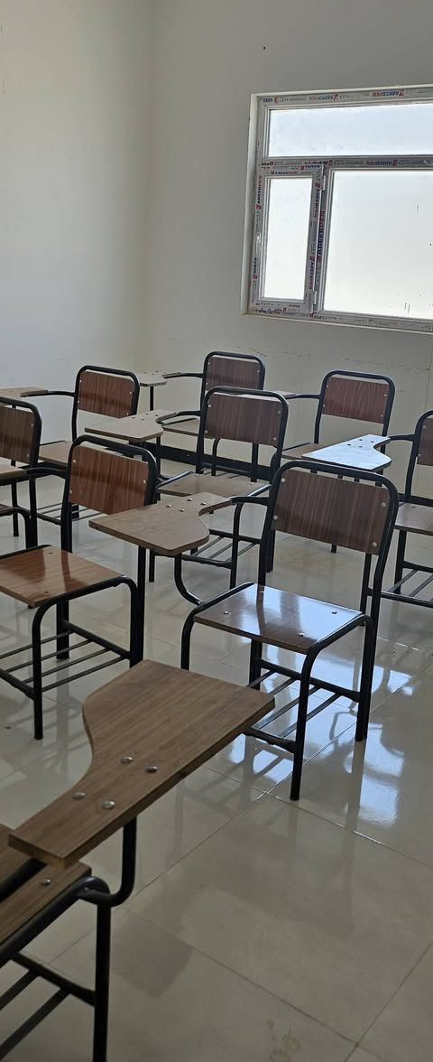 استولات للبيع عدد ٣٠ مع ٣ سبورات مع رحلات بلاستك للبيع المكان النجف


**إذا كنت صاحب هذا الإعلان وتريد حذفه لأي سبب، رجاءا أرسل رسالة إلى الدعم الفني**