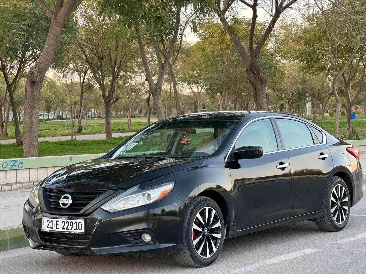 ئاڵتیما ٢٠١٧
sv
٨٠ مایڵ ڕۆشتوە
ناوزەرد
ئاوێنە ڕادار
شاشە و کامێرا 
تایەی تازە
تەقە و ڕەقەی نیە
گێڕ و مەکینە و تەبرید 
چاڵ و قۆپاوی نیە 
شوێن کەلار 
*********** كالار, السليمانية
