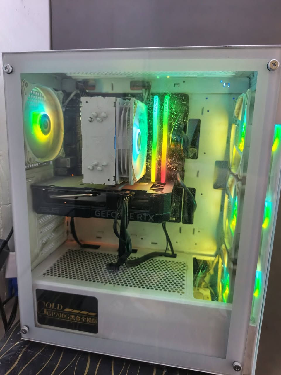 تجميعة متكاملة قوية للألعاب والمونتاج الأحترافي
CASE ALX 4 FAN RGB
____________________________________________
i7 12700KF
____________________________________________
RTX 4060 8GB ASUS PUL
____________________________________________
RAM 32GB (16×2) 3660 DDR4
____________________________________________
SSD M.2 1TB LEXAR 620
____________________________________________
PSU 750W
____________________________________________
COOLER AG400
____________________________________________
التواصل واتساب السعر خاص
*********** + ماسنجر على الحساب هذا 
الكيس تبريد مائي + ماوس وكيبورد + UPS 3000 اوف لاين يعني تجيبهة وتشغل وانتَ مرتاح من رخصة الأدمن وافق
