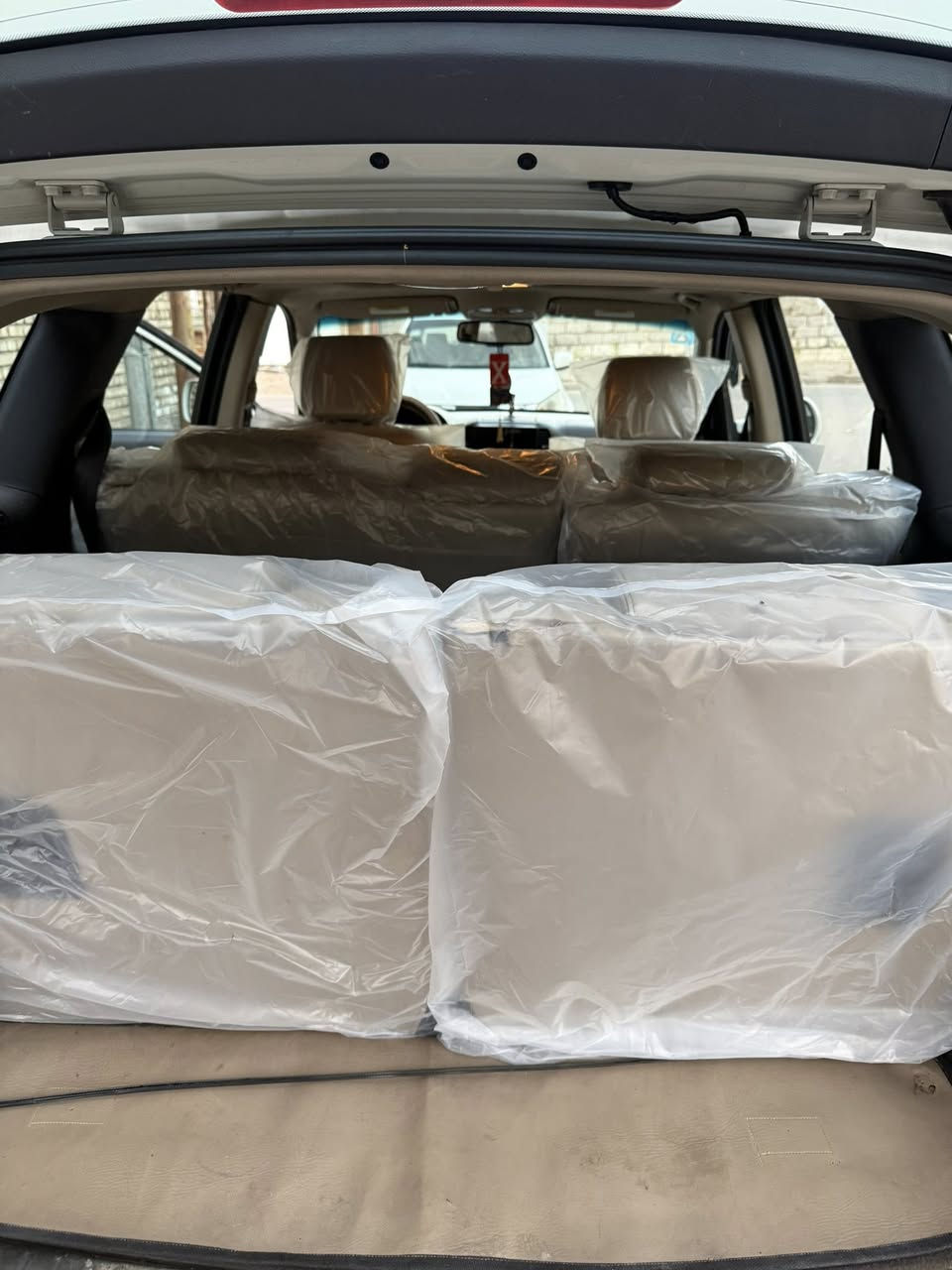 السلام عليكم سنتافي 2012 خليجي محرك 6 سلندر 7 راكب 3 قطع تبريد تحكمات ستيرين وباقي المواصفات المعروفه السعر 150 المكان بغداد جميلة ***********
