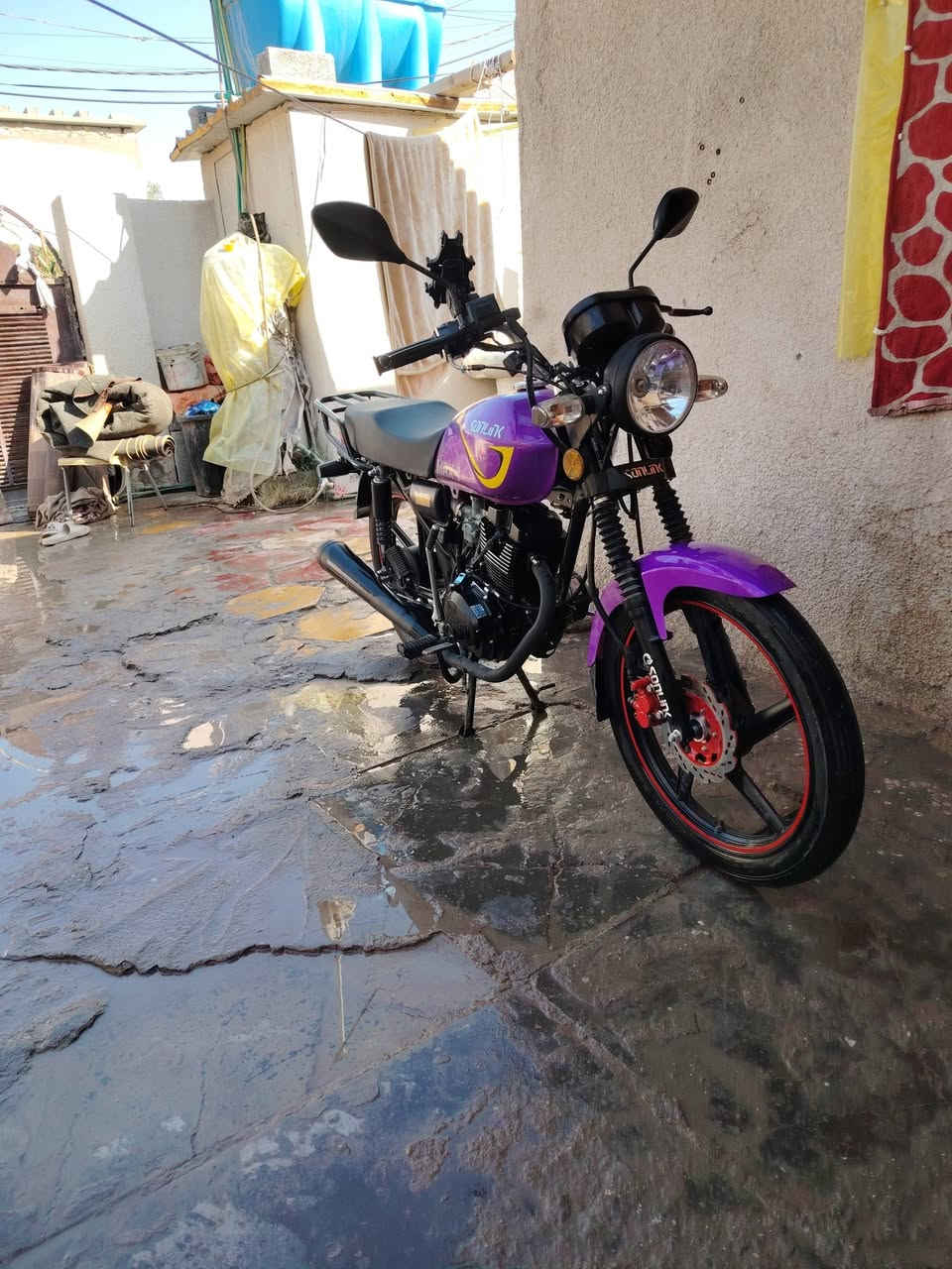 سلام عليكم دراجه البيع ب ٩٥٠ وبيها مجال الشراي أوراق كاملة رقم تصال ما متواجد ع النت ***********
