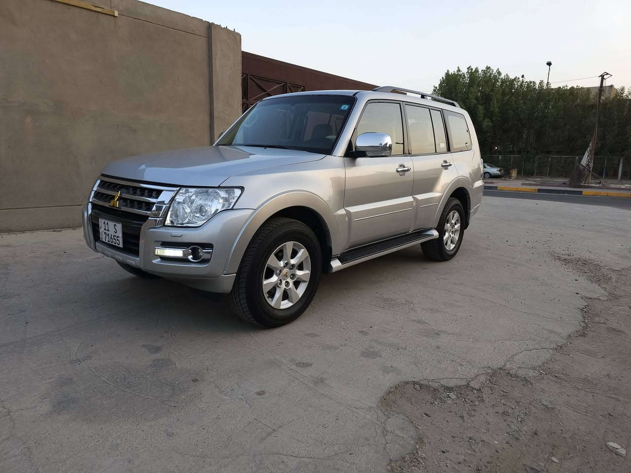 سلام عليكم
باجيرو خليجي كويتي مديل 2020 رأس الارنب رقم بغداد الدولي الجديد باسمي سنويه وهزه ورقم جديد محرك 6سلندر 3500 المرغوب دفع رباعي شاشه قلاب ام الرام كامره خلفيه زراك لايت برده خلفيه ثلاجه وسطيه حساس خلفي داخل مخمل اف وايت ثلاث قطع تبريد لد نهاري فول تحكم استيرن مانع انزاق ونحدار كروز سرعه لايت زنون عالي ناصي بلادي مري شفط كشن كهربائي رادار امامي يدات نيكل اخوان السياره عل وضع الشركه من جميع النواحي كير محرك تبريد كتلوك الشركه مع سويج احتياط مكاني بغداد سعر 218 رقمي ***********
