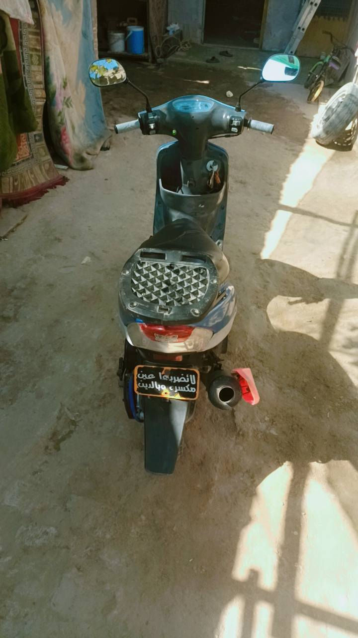 السلام عليكم ماكس للبيع منغولي كفاله عامه كهربائيات شغاله صالنصه رياضيه شلعه معدل تشتغل نقره سلف جفته بس والله الدراجه قويه ونظيفه مكان كربلاء الامام عون  سعرها 550 وبيها مجال بسيط ***********
