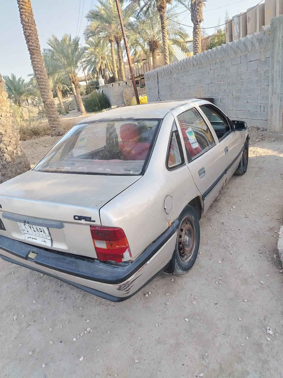 السلام عليكم اوبل فكترا رقم بغداد كير عادي السياره  خير من الله راعيه موجود بس ميقبل يحول السعر ١٨ وبيه مجال مكاني بابل المسيب ***********
