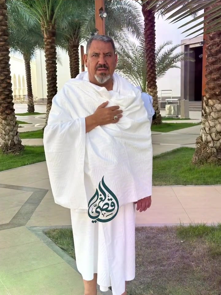 #قصيده_بأسمك
او لمشروعك التجاري او محلك 
وبأسعار رمزيه 
راسلني وبخدمتك 
***********

@أبرز المعجبين
