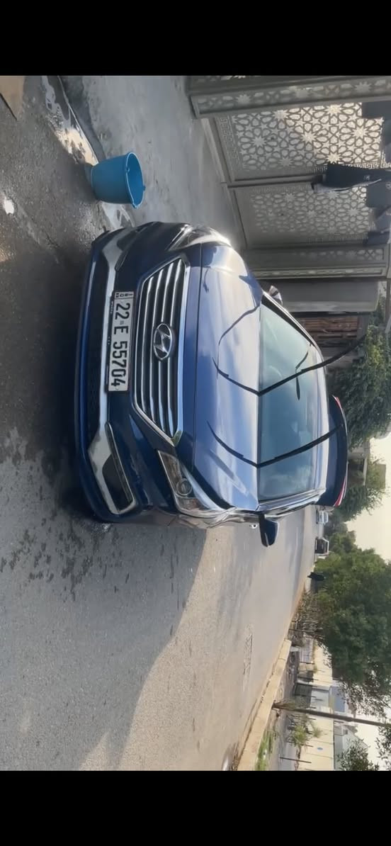 سوناتا 2017 محرك 2000 تيربو السيارة جاهزة جديدة تخم تاير صدر كلة جديد العنوان الزعفرانية السعر 127 وبيها مجال بدون دواخل ب اسمي السيارة ماشية 96 ميل ***********
